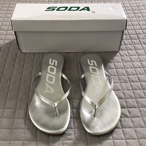 SODA SANDALS